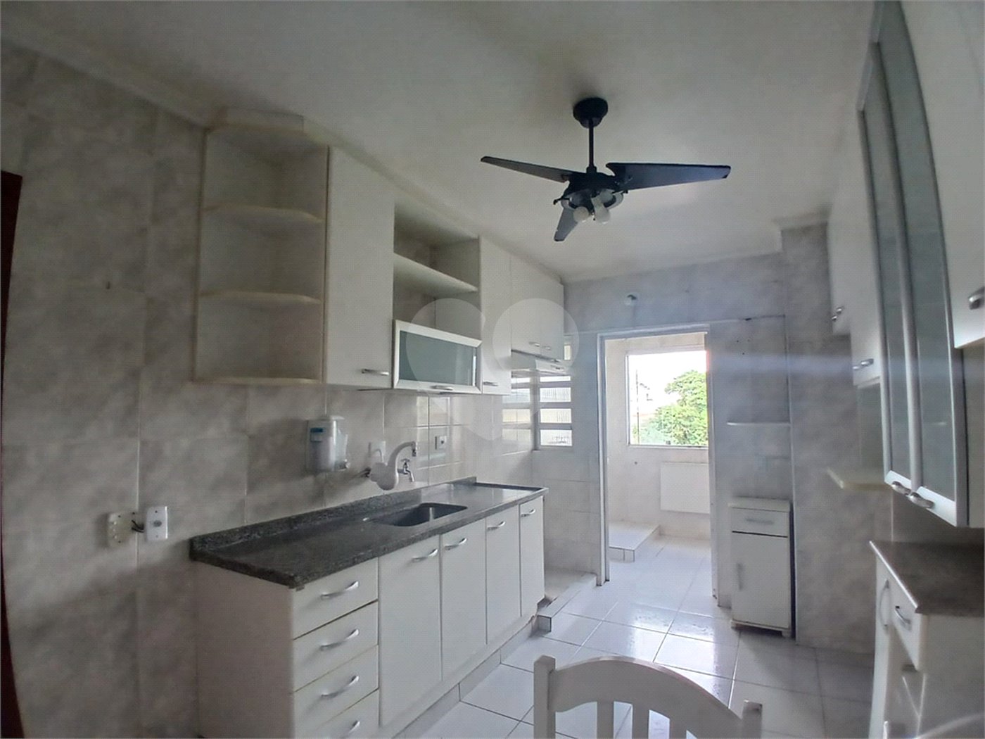 Apartamento à venda ou para alugar com 3 quartos, sendo 1 suíte,  em Jardim Flórida, São Roque, SP