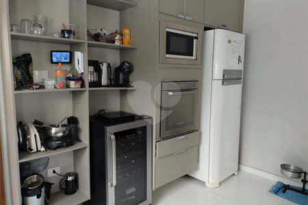 Apartamento à venda com 4 quartos, sendo 1 suíte,  em Brooklin Paulista, São Paulo, SP