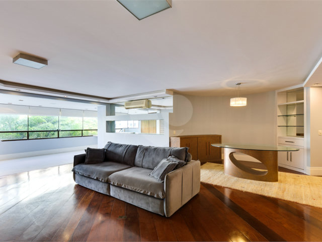 Apartamento à venda com 4 quartos, sendo 3 suítes,  em Chácara Santo Antônio (zona Sul), São Paulo, SP