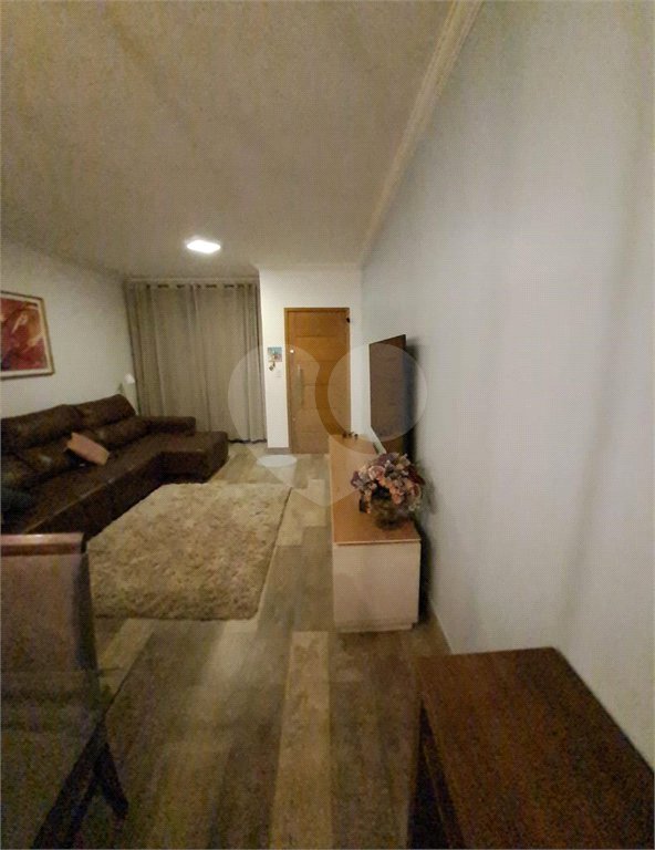 Sobrado à venda com 3 quartos, sendo 1 suíte,  em Vila Gustavo, São Paulo, SP