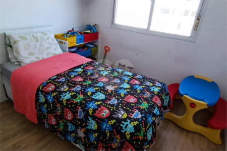 Apartamento à venda com 3 quartos, sendo 1 suíte,  em Jardim Vazani, São Paulo, SP
