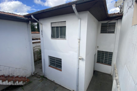 Sobrado à venda ou para alugar com 4 quartos, sendo 1 suíte,  em Parque Colonial, São Paulo, SP