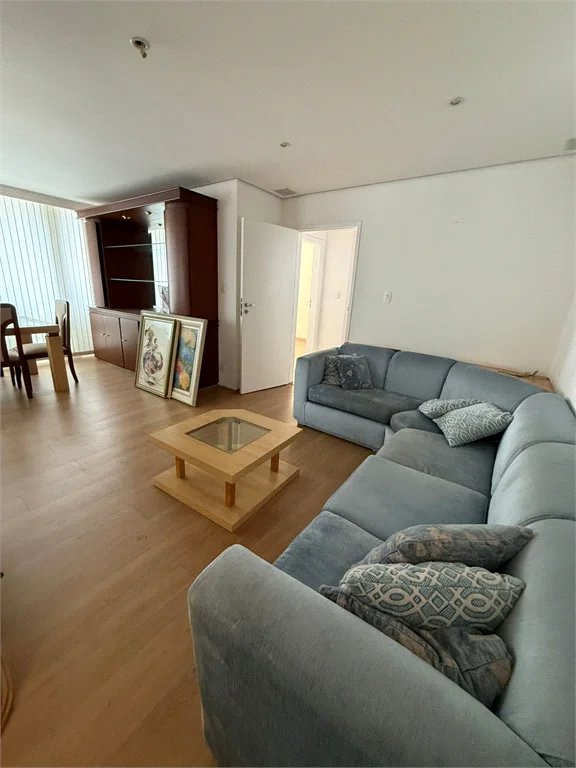 Triplex à venda ou para alugar com 3 suítes em Vila Suzana, São Paulo, SP