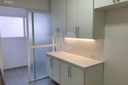 Apartamento para alugar com 3 quartos em Chácara Santo Antônio, São Paulo, SP