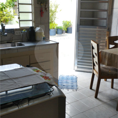 Casa à venda com 3 quartos, sendo 1 suíte,  em Jardim Aeroporto Iii, Mogi das Cruzes, SP