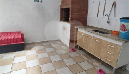 Sobrado à venda com 3 quartos, sendo 1 suíte, em Jardim Alvinópolis, Atibaia, SP