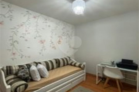 Apartamento à venda com 3 quartos, sendo 1 suíte, em Lagoa, Rio de Janeiro, RJ