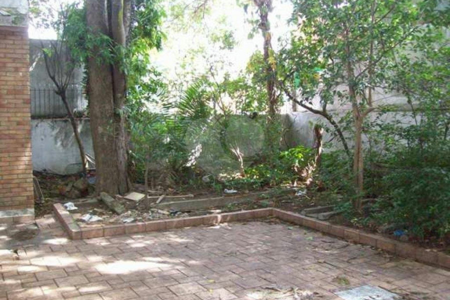 Sobrado à venda com 4 quartos em Parada Inglesa, São Paulo, SP