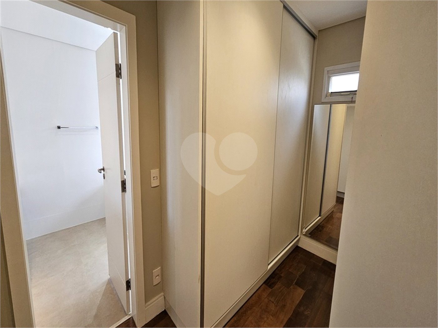 Casa à venda com 5 suítes no condomínio Jardim Vila Paradiso, Indaiatuba - SP