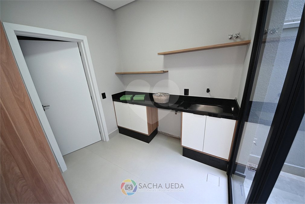 Casa à venda com 4 suítes no condomínio Residencial Dona Maria Candida, Indaiatuba - SP