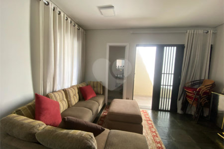 Casa Térrea à venda com 7 suítes em Alto da Lapa, São Paulo, SP