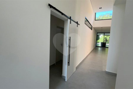 Casa à venda com 4 suítes no condomínio Residencial Granville, Atibaia - SP