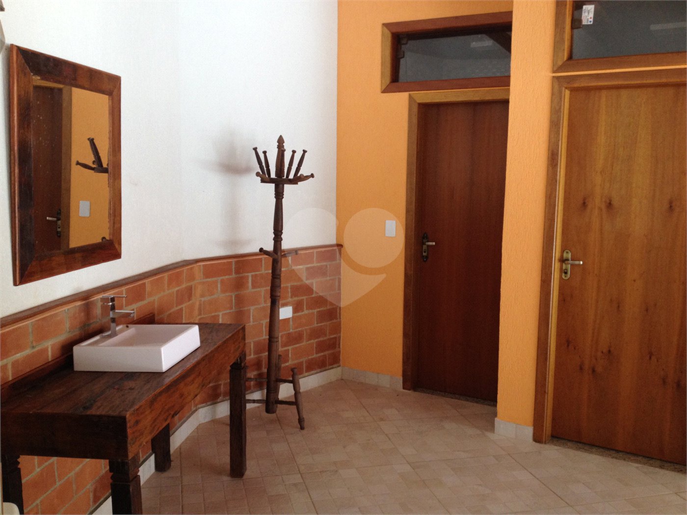 Casa à venda ou para alugar com 4 quartos, sendo 1 suíte, em Serra da Cantareira, Mairiporã, SP