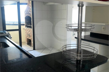 Apartamento para alugar com 3 suítes em Vila Assunção, Santo André, SP