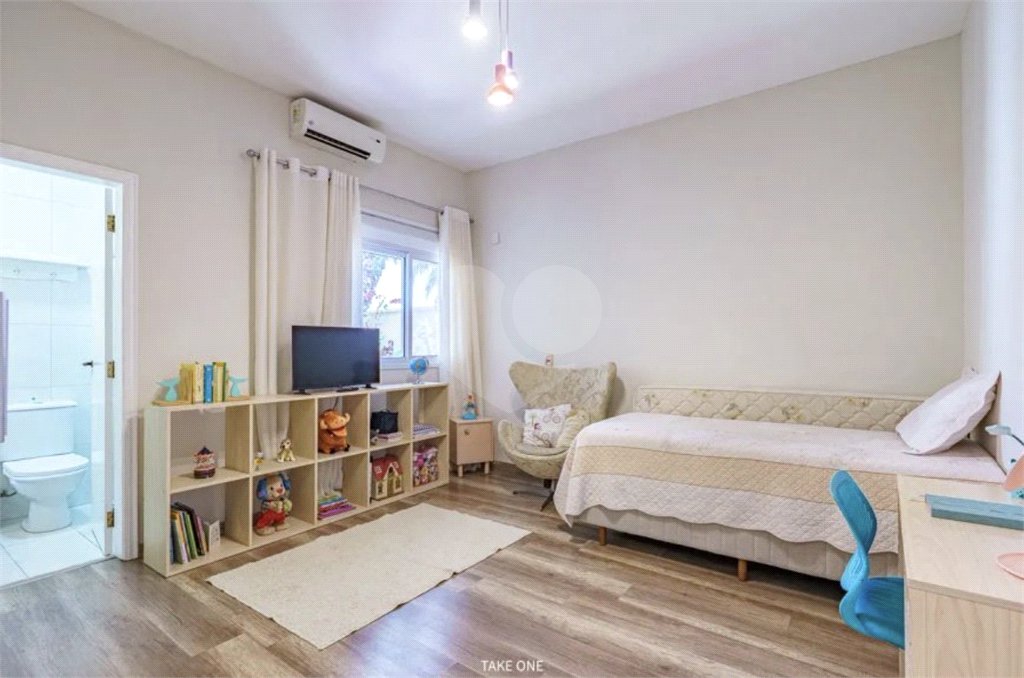 Casa à venda com 3 suítes no condomínio Villagio DI Verona, Vinhedo - SP