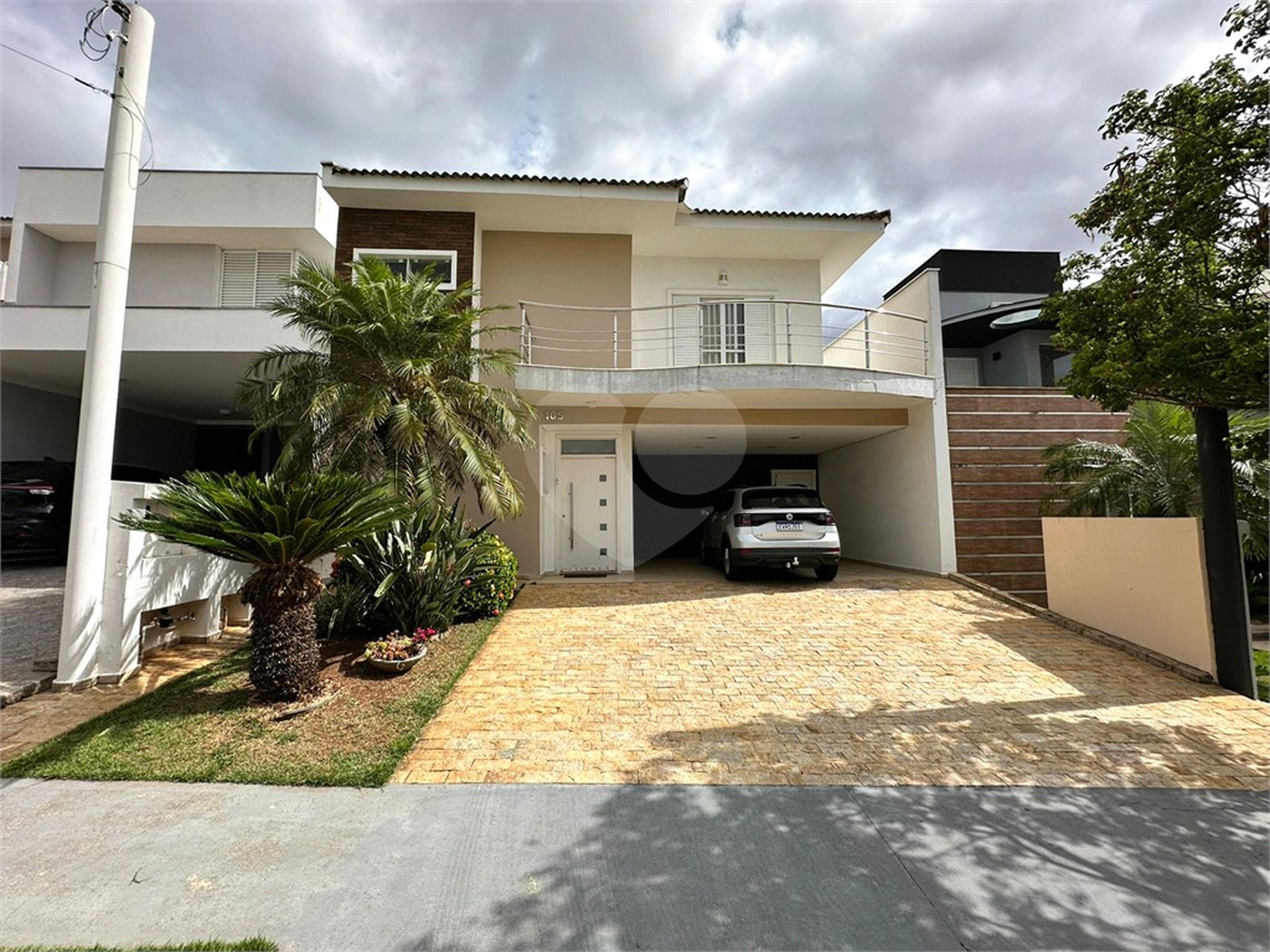 Casa à venda com 3 quartos, sendo 1 suíte, no condomínio Ibiti Royal Park, Sorocaba - SP
