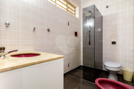 Casa Térrea à venda com 3 quartos, sendo 2 suítes, em Jardim da Saúde, São Paulo, SP