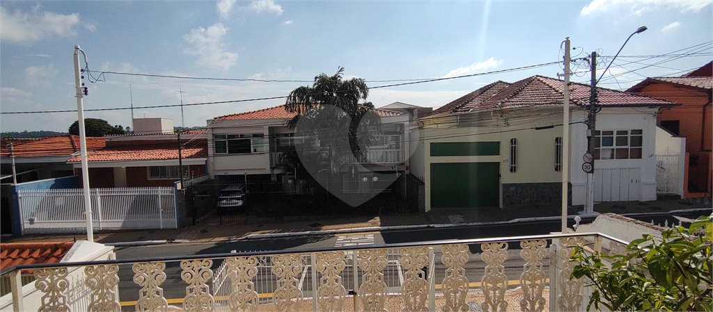 Casa à venda com 4 quartos, sendo 2 suítes, no Centro, Itu, SP