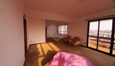 Apartamento à venda com 3 quartos, sendo 1 suíte, em Jardim Bethânia, São Carlos, SP