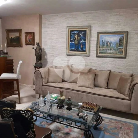 Apartamento à venda com 3 quartos, sendo 1 suíte, em Copacabana, Rio de Janeiro, RJ