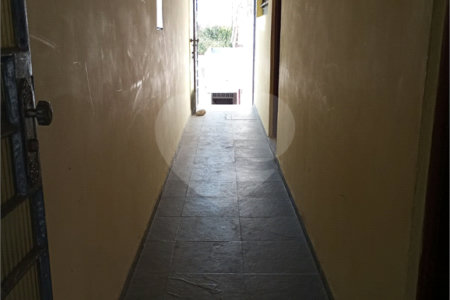 Casa à venda com 3 quartos, sendo 2 suítes, em Jardim Maria Duarte, São Paulo, SP