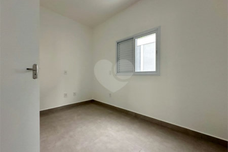 Casa à venda com 2 quartos no condomínio Residencial Vila Nova, Sorocaba - SP