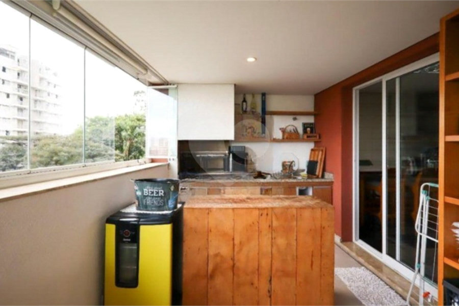 Apartamento à venda ou para alugar com 3 quartos, sendo 2 suítes,  em Jardim Marajoara, São Paulo, SP