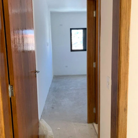 Casa à venda com 3 quartos, sendo 1 suíte, no condomínio Villa D'este, Cotia - SP