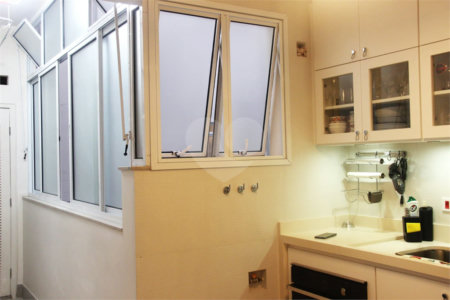 Apartamento à venda com 2 quartos em Bela Vista, São Paulo, SP