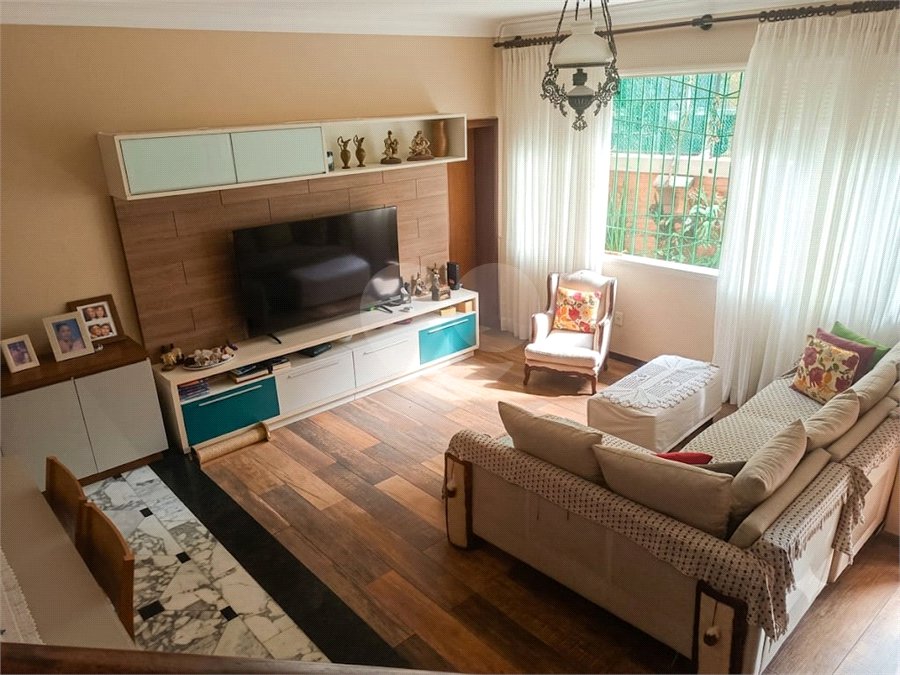 Casa à venda com 4 quartos, sendo 1 suíte,  em Tijuca, Rio de Janeiro, RJ