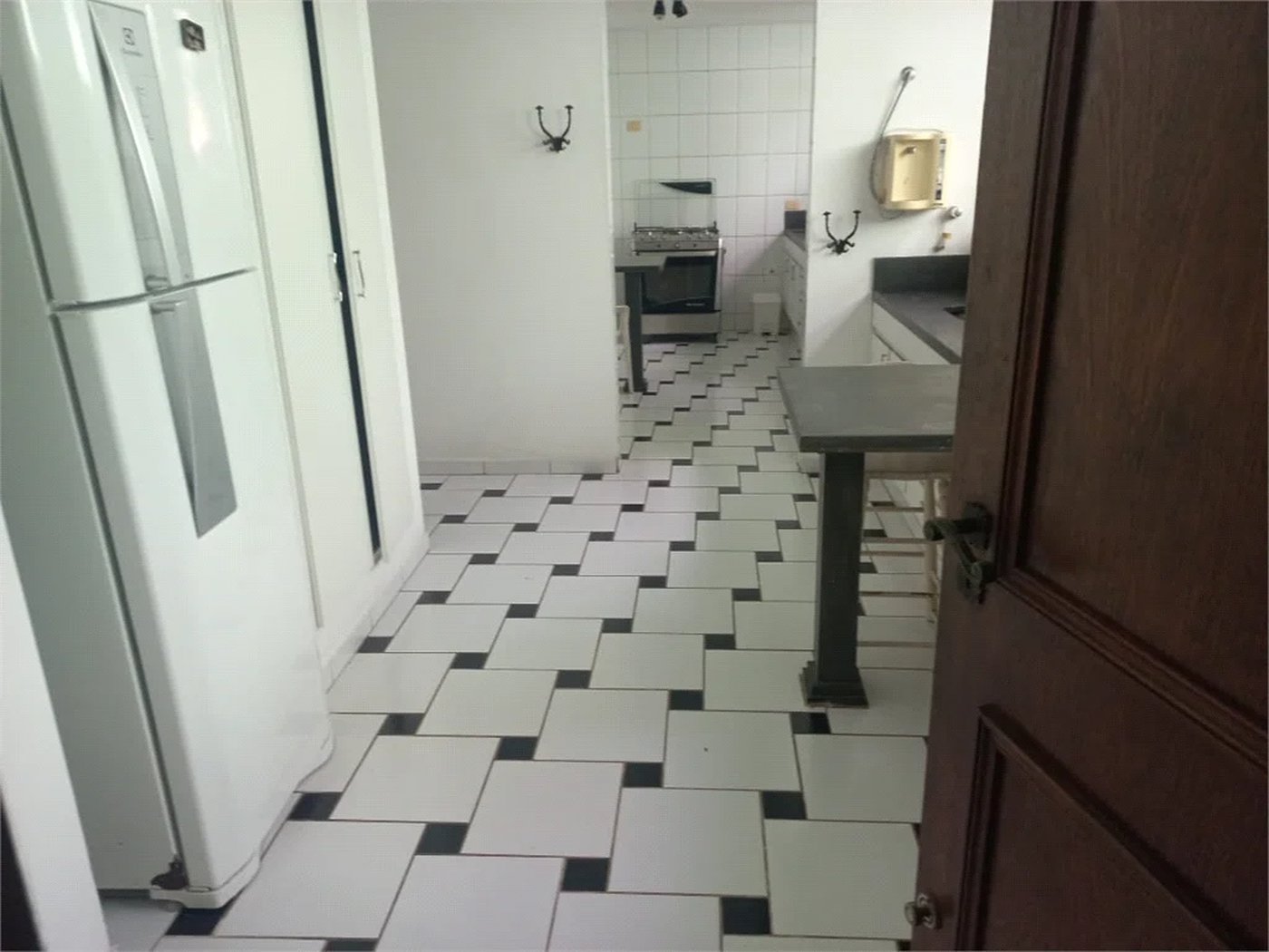 Casa à venda com 3 quartos, sendo 2 suítes,  em Morumbi, São Paulo, SP