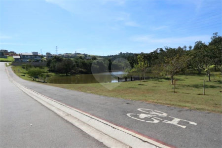 Terreno à venda no condomínio Residencial Campo de Toscana, Vinhedo - SP