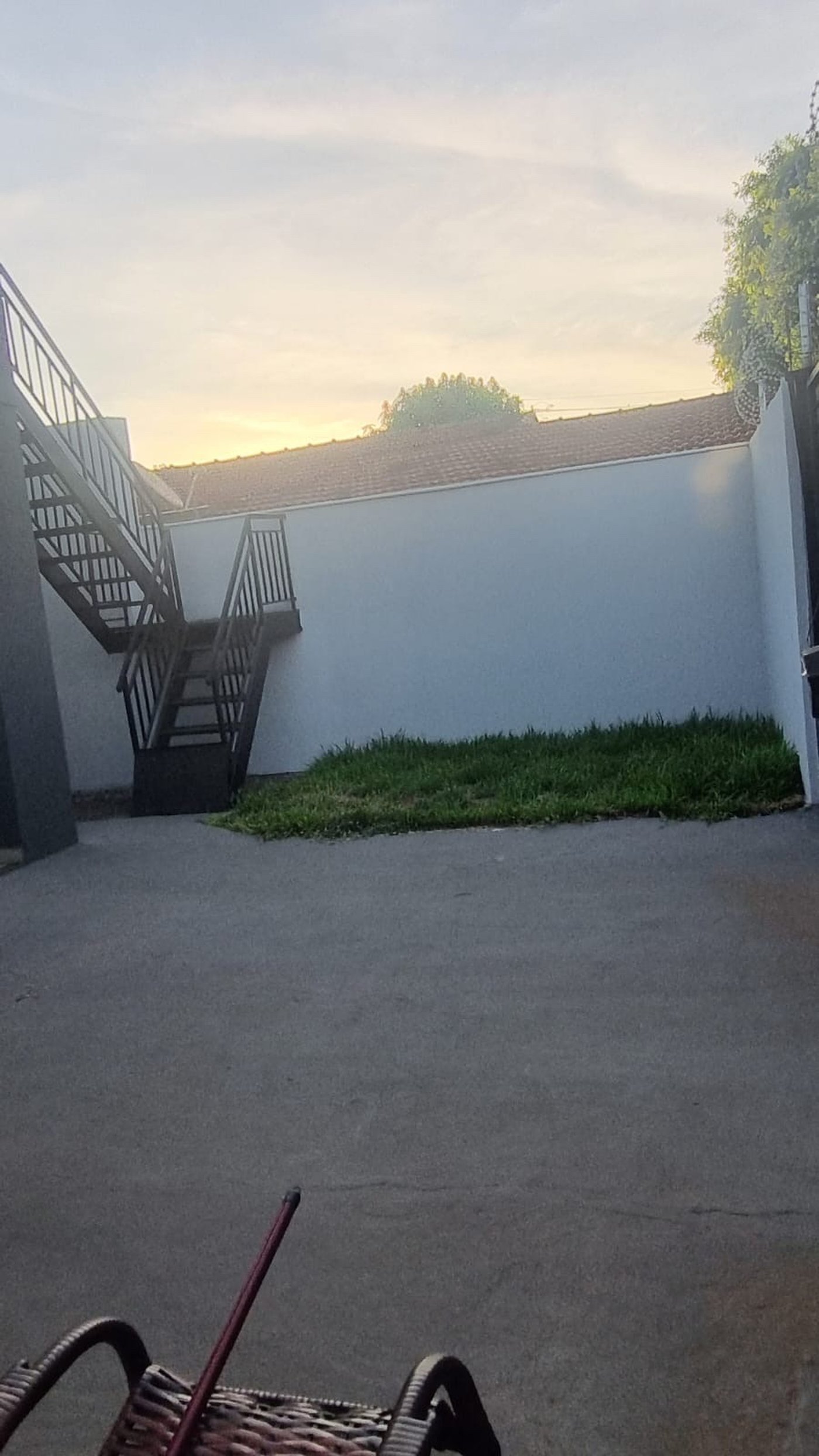Sobrado à venda com 3 quartos, sendo 1 suíte,  em Jardim Alvorada, Três Lagoas, MS
