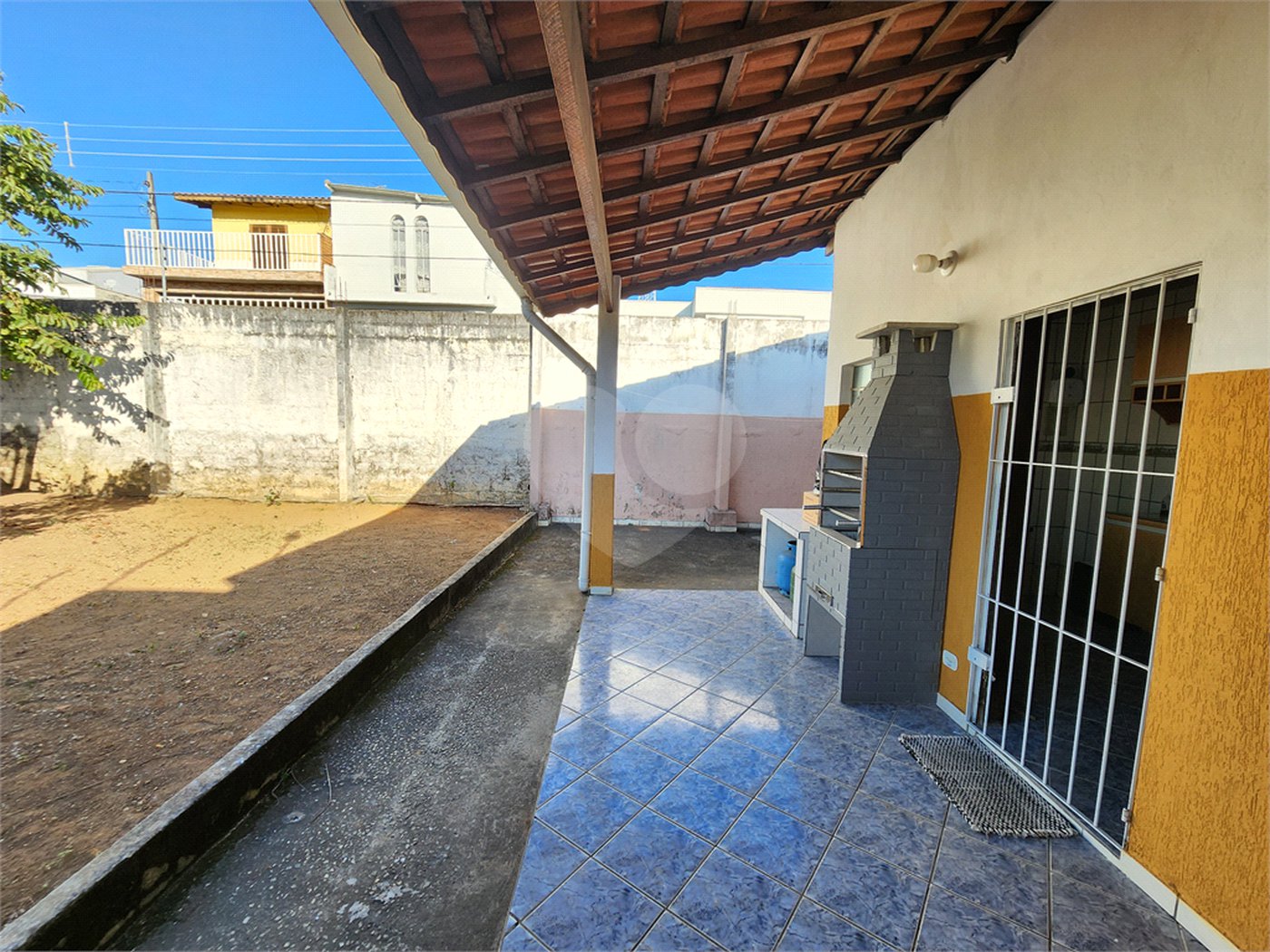 Casa à venda com 2 quartos no Centro, Poá, SP