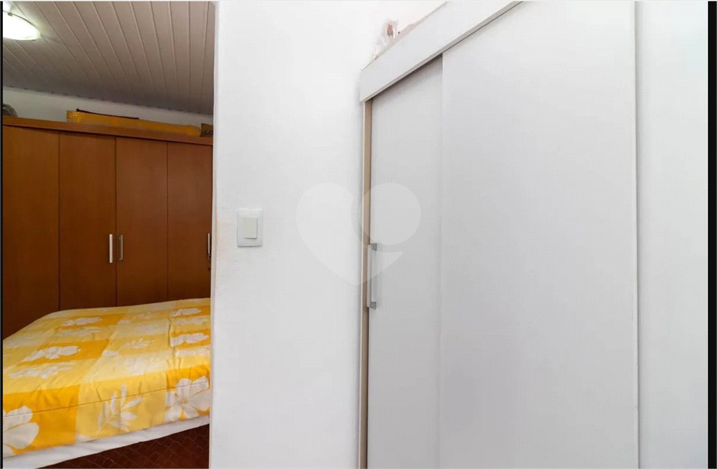 Sobrado à venda com 2 quartos, sendo 1 suíte, em Chora Menino, São Paulo, SP