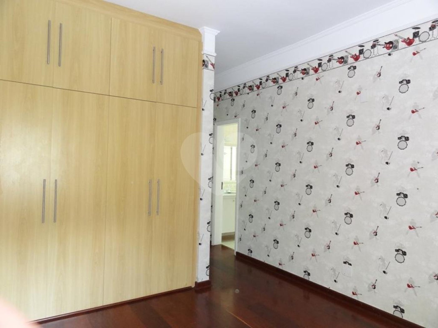 Casa à venda com 4 suítes no condomínio Jardim Ibiratiba, São Paulo - SP
