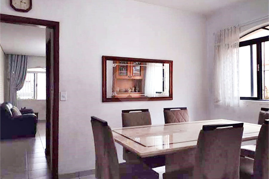 Casa à venda com 5 quartos, sendo 1 suíte, em Santana, São Paulo, SP