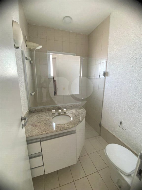 Casa para alugar com 3 suítes no condomínio Angelo Vial, Sorocaba - SP