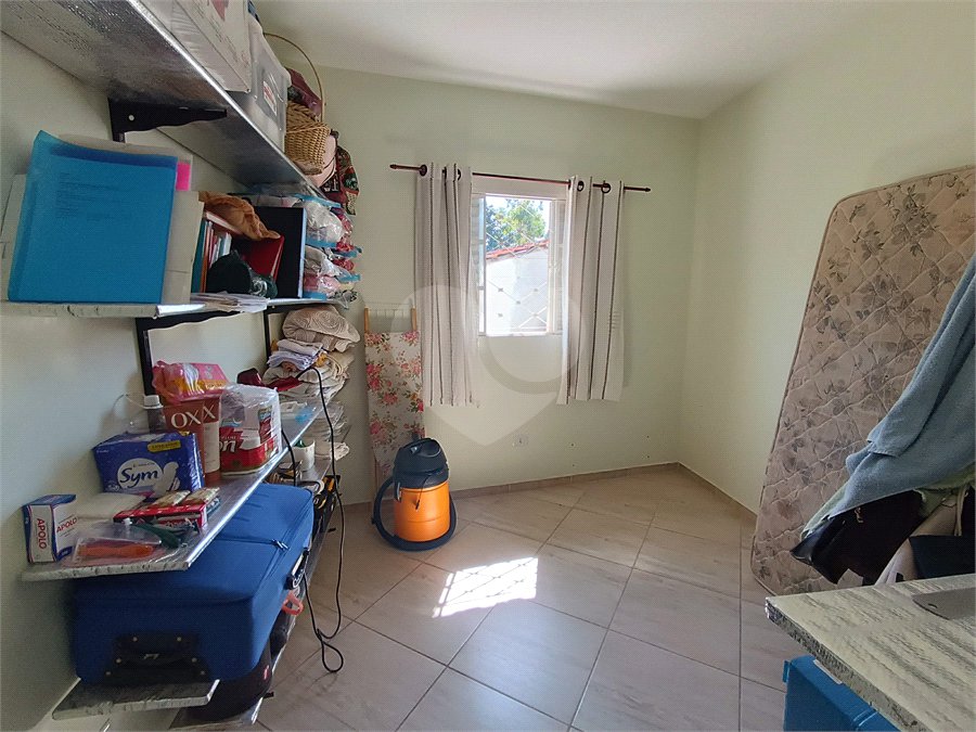 Sobrado à venda com 4 quartos em Jardim Esther, São Roque, SP