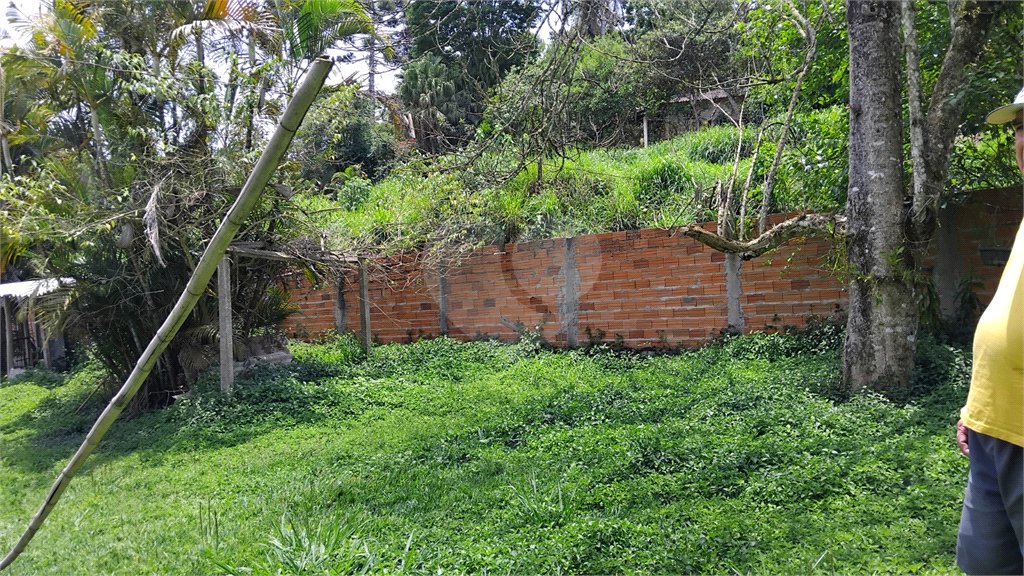 Chácara à venda com 2 quartos em Vila Caputera, Mogi das Cruzes, SP
