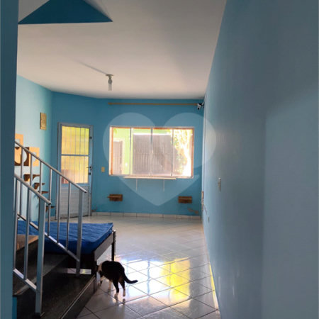 Casa à venda com 3 quartos em Jardim Santa Clara, Guarulhos, SP