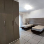 Casa à venda com 3 suítes no condomínio Shamballa II, Atibaia - SP