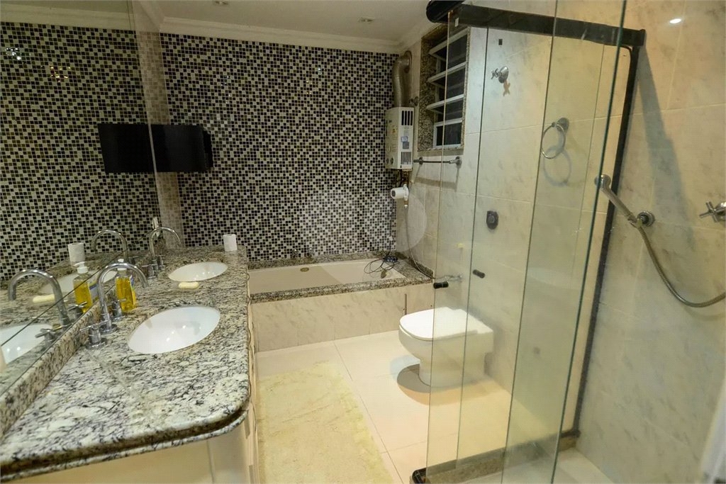 Apartamento à venda com 5 quartos, sendo 2 suítes, em Tijuca, Rio de Janeiro, RJ