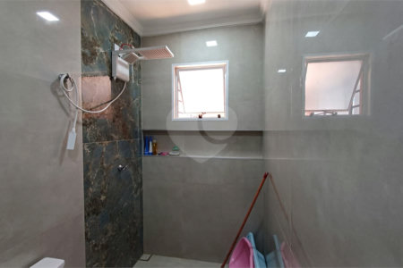 Casa à venda com 3 quartos, sendo 2 suítes,  em Vila Boaçava, São Paulo, SP