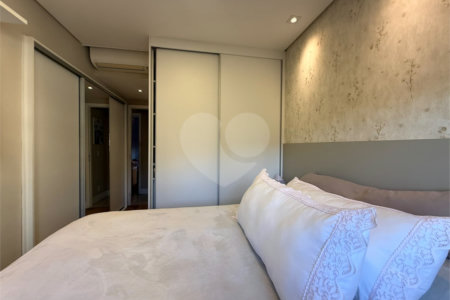 Apartamento à venda com 2 quartos, sendo 1 suíte,  em Jardim Leonor Mendes de Barros, São Paulo, SP