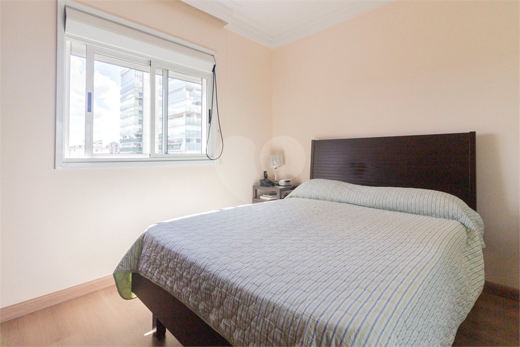 Apartamento à venda com 4 quartos, sendo 3 suítes,  em Indianópolis, São Paulo, SP