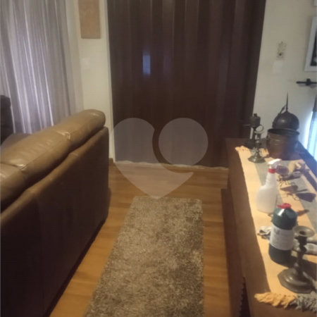 Casa à venda com 2 suítes em Jardim Santa Bárbara, Atibaia, SP