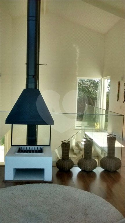 Casa à venda com 4 quartos, sendo 2 suítes, em Pinhal, Jarinu, SP