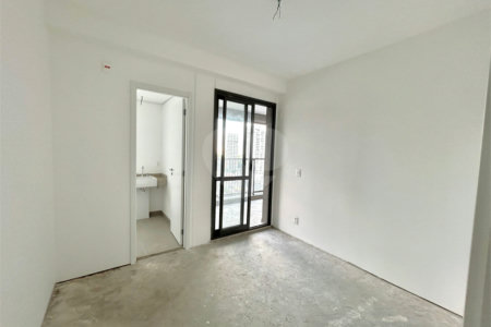 Apartamento à venda com 3 suítes em Brooklin, São Paulo, SP