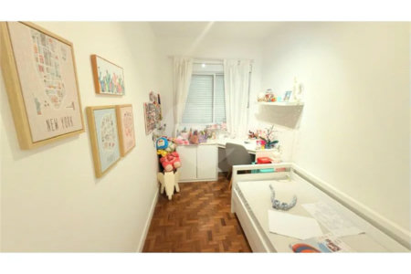 Casa à venda com 4 quartos, sendo 3 suítes, em Santana, São Paulo, SP
